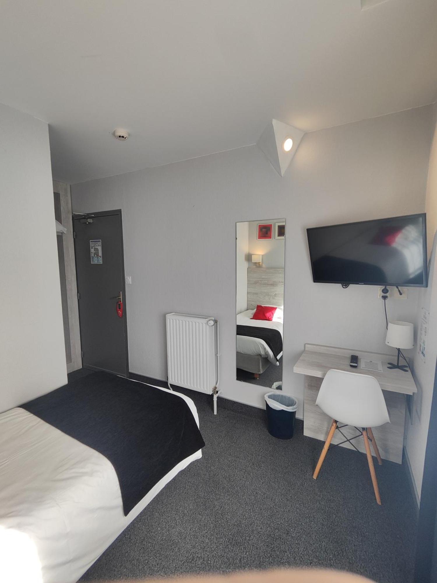 Hotel Campanile Grenoble Centre Gare Exteriér fotografie
