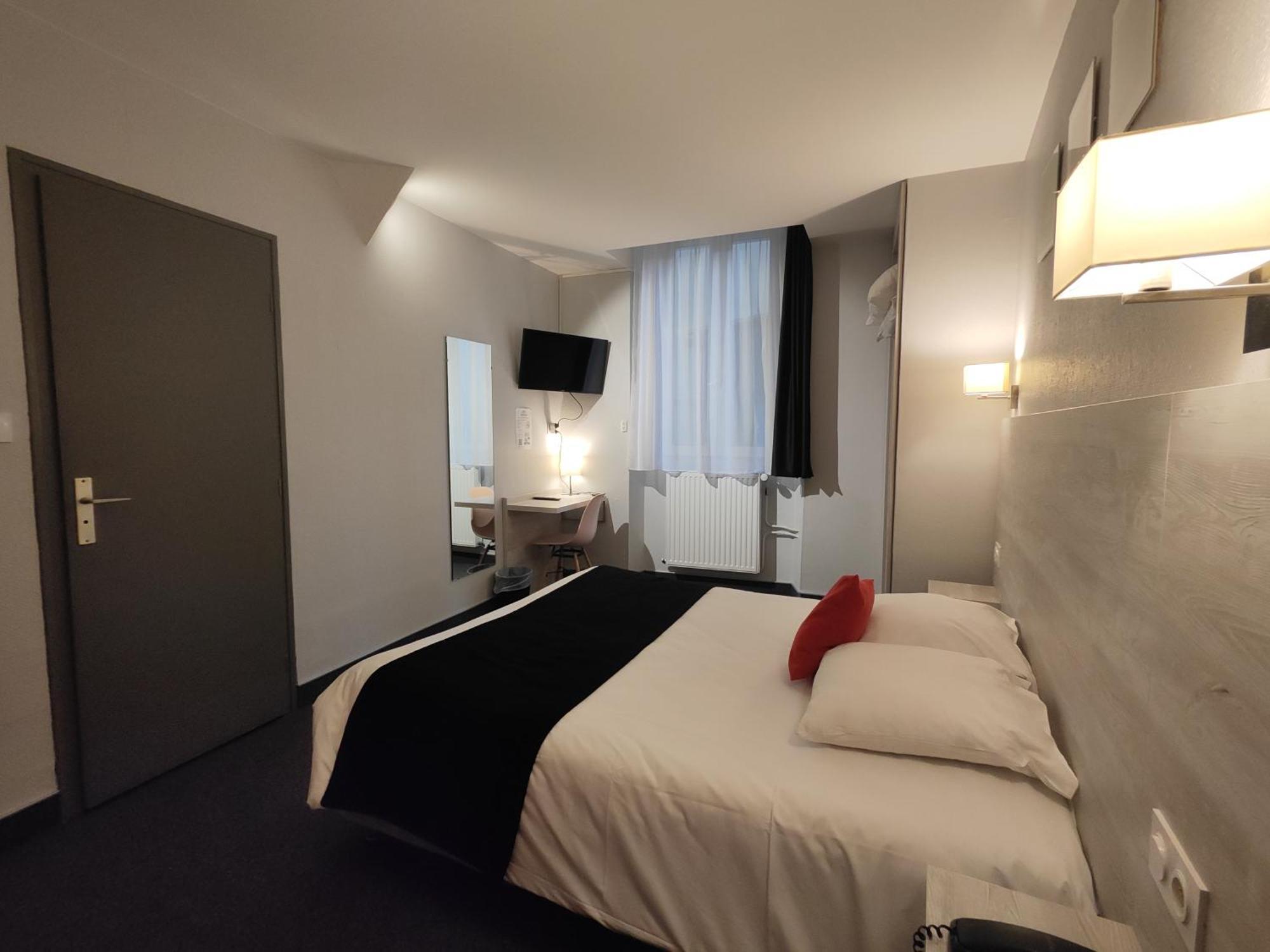 Hotel Campanile Grenoble Centre Gare Exteriér fotografie